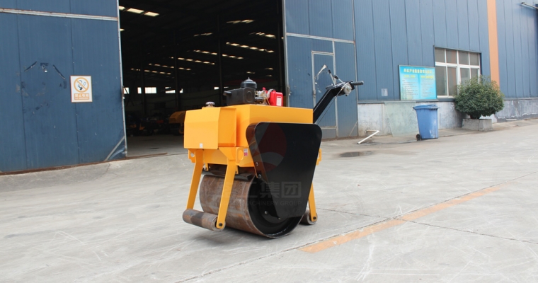 小型壓路機(jī)出現(xiàn)故障怎么辦？